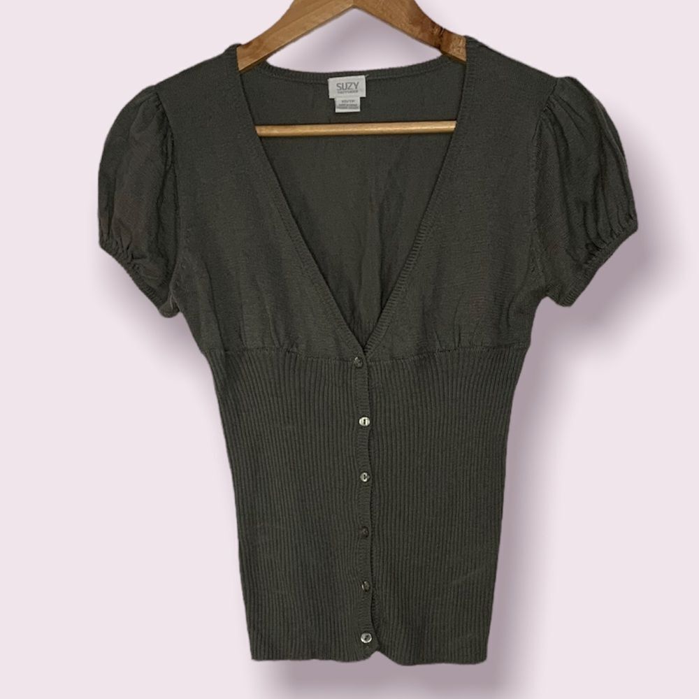 Suzyshier Short Sleeve Button Up